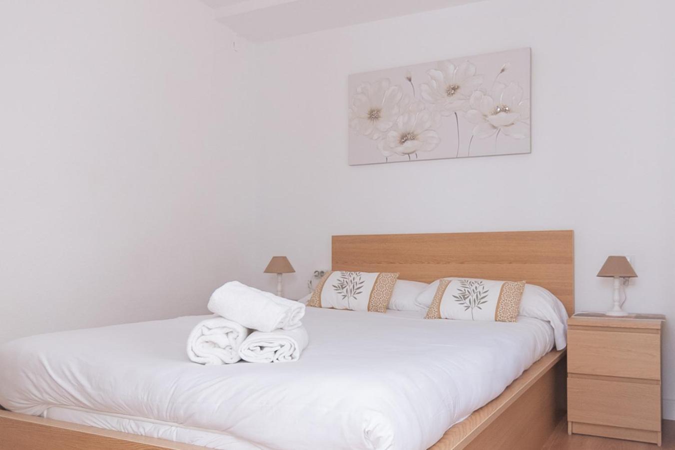 Oh La La Apartment Тарагона Екстериор снимка